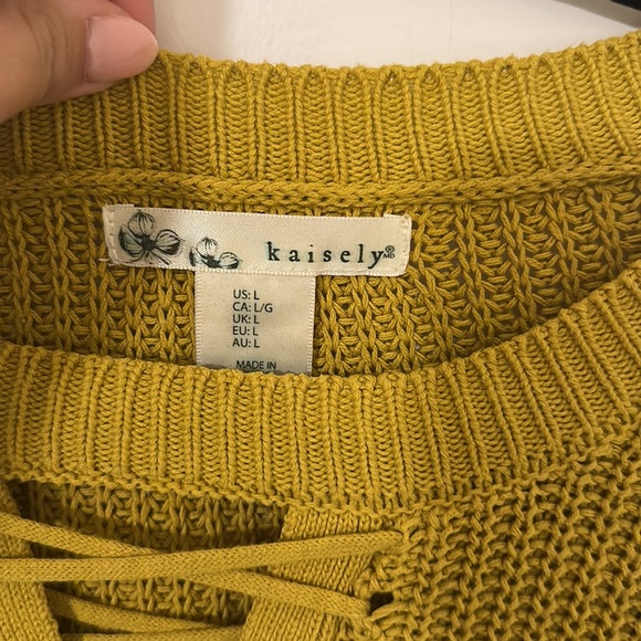 3 items for $30 Sweater gold tie front - Picture 2 of 9